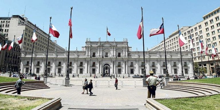 Febrero de crisis en la Secom: La gestión del último director comunicacional de Bachelet
