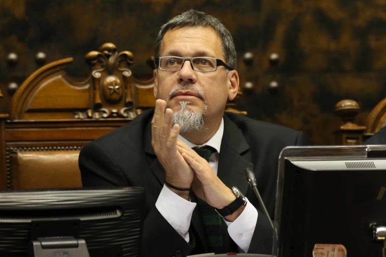 Lagos Weber: “Ojalá tengamos madurez política para ponernos de acuerdo en temas fundamentales como oposición”