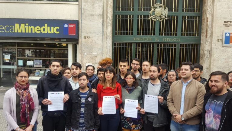 JPPD y juventudes de oposición rechazan “Aula Segura”