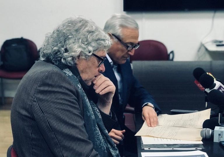 Presidente PPD dona inéditos documentos a Museo de la Memoria