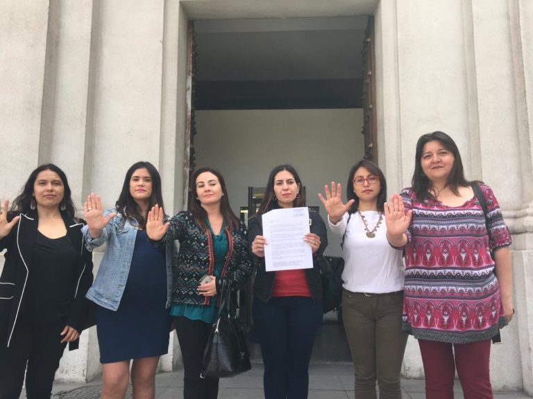 Mujeres de oposición rechazan dichos sexistas de Piñera