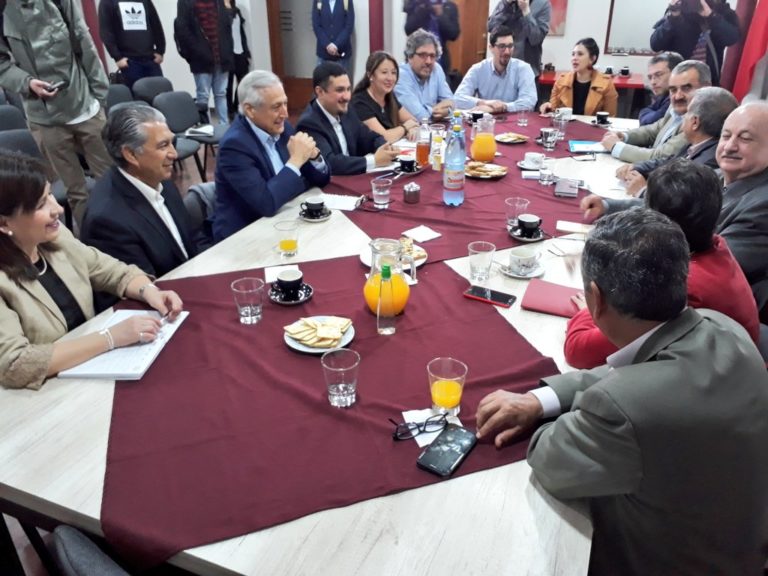 PPD y PC acuerdan impulsar aumento de Pilar Solidario