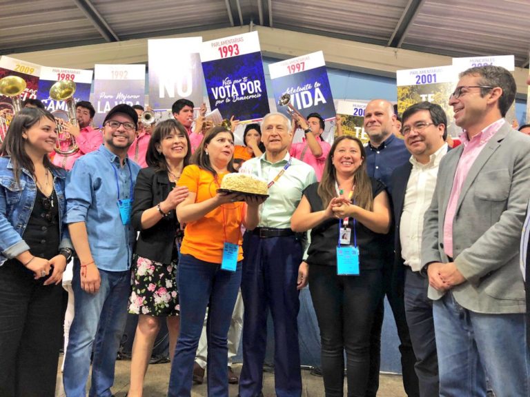 Con alerta ante populismos y rechazo a faltas de probidad se inaugura 50º Consejo Nacional