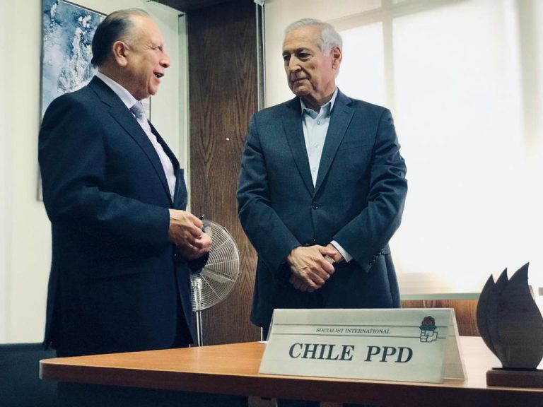 Presidente del PPD recalca incremento de nuevos militantes al sumar a destacado académico