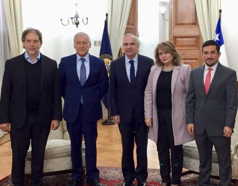 Presidente del PPD plantea a Chadwick que bajar parlamentarios no resuelve crisis institucional