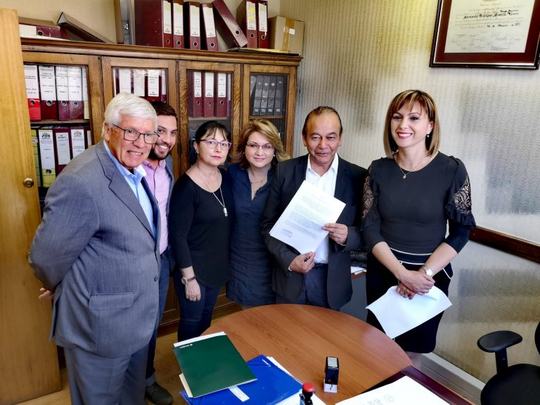 Bancada PPD presentó reforma constitucional para que se convoque a la ciudadanía a un plebiscito vinculante