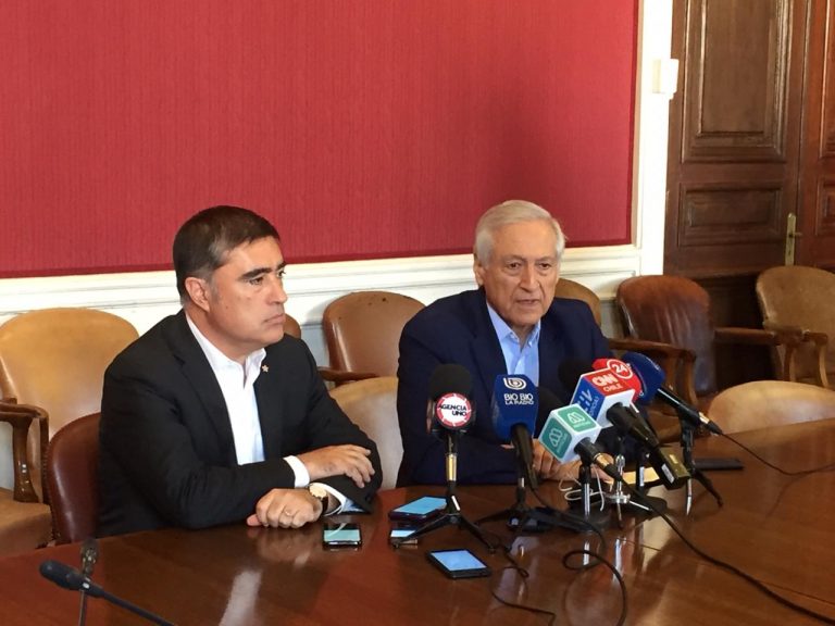 Heraldo Muñoz y Mario Desbordes abogan por el diálogo para llegar a acuerdos ante demanda ciudadana