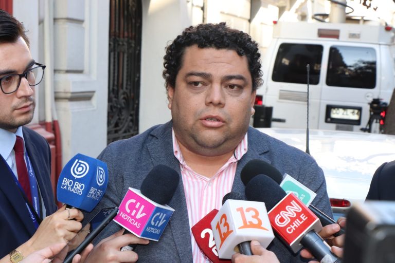Toro Kemp ante resultados preliminares: ‘’El Partido Republicano no fue capaz de entregar una Constitución que sea la casa de todos’’.