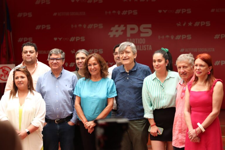 Secretarios generales de partidos oficialistas avanzan en diálogos para establecer pacto municipal