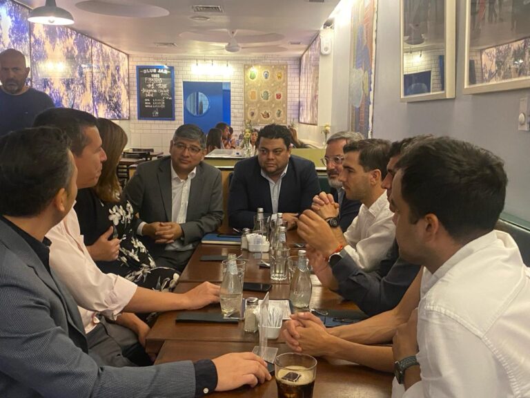 Socialismo Democrático y mundo independiente fortalecen vínculos para las elecciones municipales