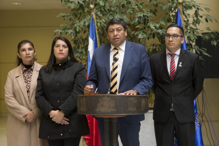 Diputados expresan su molestia por inasistencia de ejecutivos de Codelco a la comisión investigadora