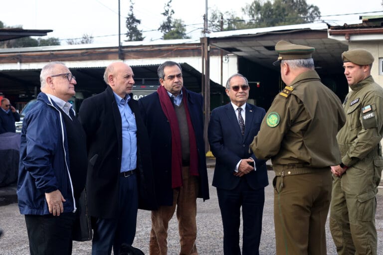 Senador Quintana, participa en visita al GOPE en el marco del trabajo legislativo por la seguridad pública